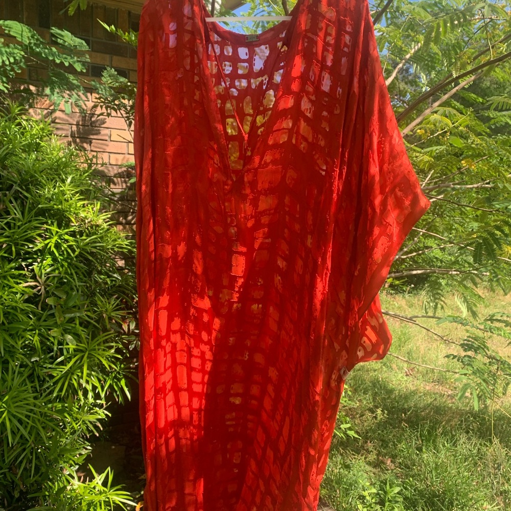 Vacances Caftan Luxury Resortwear 100% Silk